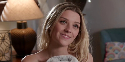 Attractive blonde babe in a high definition XXX film