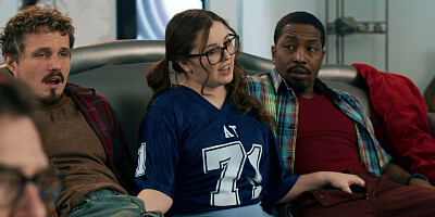 Threesome with a curvy teen who loves black and white