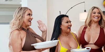 Abby Rose's big tits porn by Brazzers Exxtra