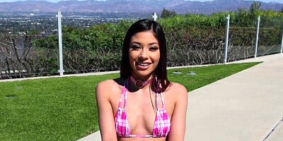 Xxlayna Marie is going to get fucked by a meaty boner