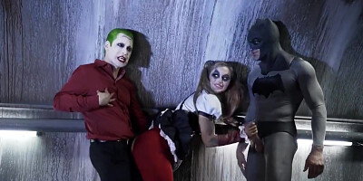 Parody Dc Xxx - Anal Threesome In Gothams Tunnel