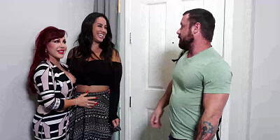 Miss Demeanor and Sexy Vanessa take turns on their holes