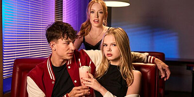 Coco Lovelock and Madi Collins's missionary dirt by Deeper