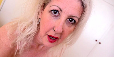 Blooming Maggie Moon - busty mature action - Aunt Judys XXX