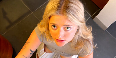Hard fuck with creampie for sweet blonde Jill Taylor