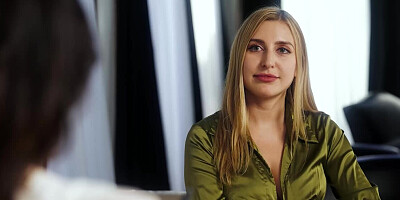 Tanned hottie is seducing the busty blonde whore