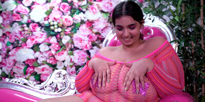 Chubby Cutie Loves Toy Fucking With Rose Kush And Rose D Kush