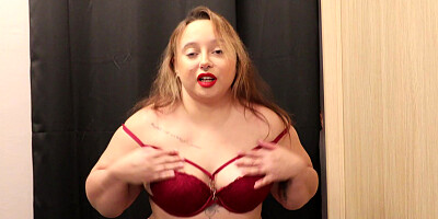 Grosse Salope En Chaleur En Double Penetration Plug Anal Et Gode Dans Chatte !