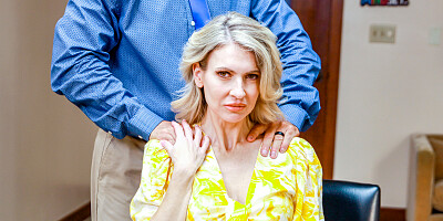 Skinny mature Gigi Dior gets screwed in the office