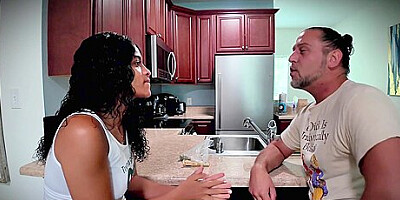 Ebony Uber Eats Delivery Driver Simone Ryder Got Talked Into Coming In To Smoke And Fuck Instead Of