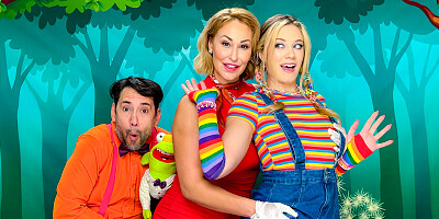 Great parody FFM threesome with Ryan Keely and River Lynn