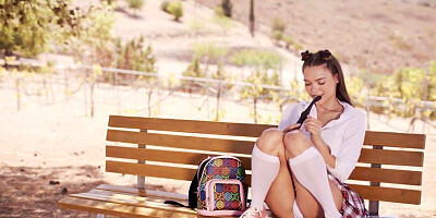 Elizabeth T is fingering herself to the limit outside