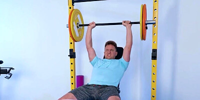 Oily hottie from the gym is going to ride hard dick