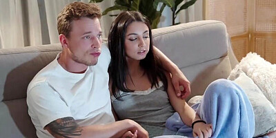 Victoria Nyx wants spooky sex and actual creampies too