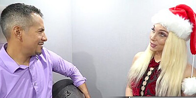 Santas Secret: Alexis Andrews Naughty Holiday Surprise