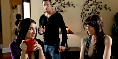 Brazzers Exxtra featuring Ann Marie Rios and Chayse Evans's cowgirl sex