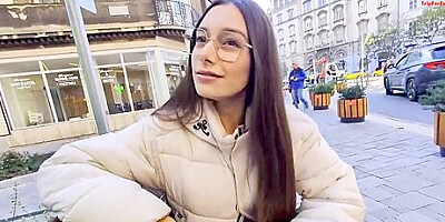 Shelena - A Beautiful Italian Girl With An Incredibly Cute Smile (including Fixed Cam