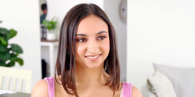 Spider fearing stepsister ends up getting smashed