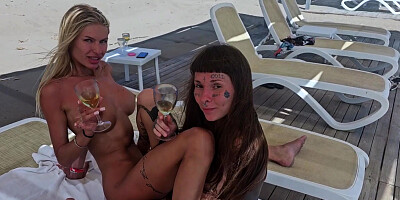 I Love It When All People Look At Us While We Have Sex On The Beach
