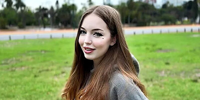 I Helped a Stranger Girl and She Let Me Cum in Her Crempai