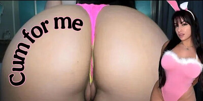 Hot Latina Twerking in Yoga Tight Shorts Perfect Blowjob and Perreo