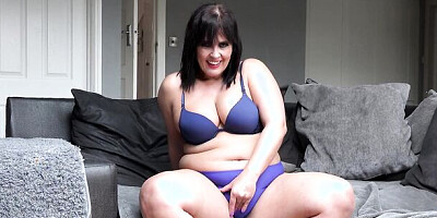 Aunt Judy's Big Tit MILFs - Your Curvy Spanish Step-Aunt Montse Gives You Taboo JOI