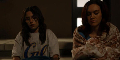 Girl dumps her GF to fuck the horny bitch she wanted