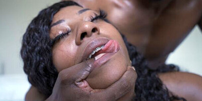 Nice Arabian Eseina and Jayy Alexis's brunette smut