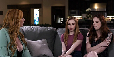 Stepsisters have a moaning redhead hoe to satisfy today