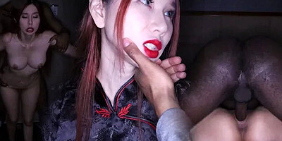 Une Asiatique Aux Gros Seins Nous Invite Encore Pour Se Faire Pilloner Dans L...