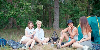 2 Girls 1 Cleanup 17 Min