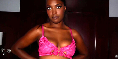 Desired spanking for ebony sweet Daya Knight