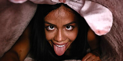 Cute Ebony Girl Gets Trappet In Magic Carpet - Canela Skin Hentai Anime Bunny Girl Creampie Ahegao
