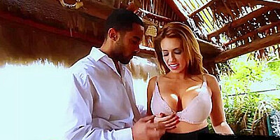 Mya Ryder - Watch Beauty Mia Ryders Action