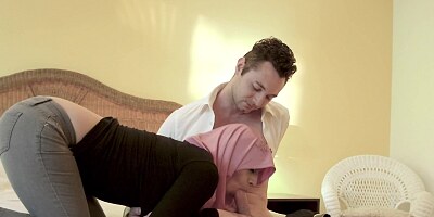 Arab girl with big natural tits breaks rules in favor of sex