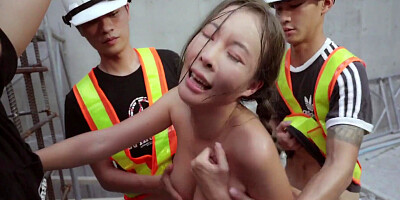 Construction Workers Invited Chinese Whore As Their Snack 18+