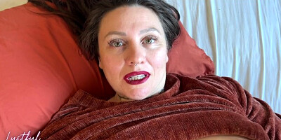 Accidentally slipped my dick into my stepsisters hairy MIlF pussy