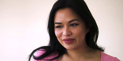 Sexy Brunettes Licking Juicy Pussies In Lesbo Action