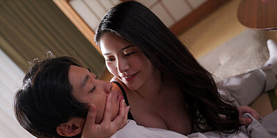 She Rode Me to the Limit: Sweaty Wife Meguri Made Me Cum Without Moving