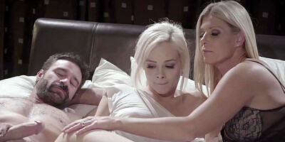 Fantastic taboo XXX threesome with India Summer and Elsa Jean