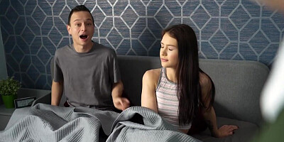 Teenage hottie lets him eat her cunt and bang her too