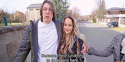 Banged A Girl With Large Breasts In A Threesome While Her Boyfriend Was Taking A Shower 19 Min