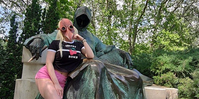 Incomparable Christina Shine and Porno Dan - balls sucking smut - Immoral Family