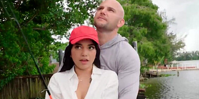 Julz Gotti has got to be the hottest brunette tramp