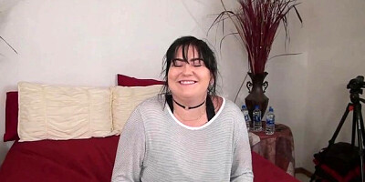 Desperate Amateurs - tattoo action