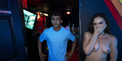 Naudi Nala is at a public even but all she needs is dick