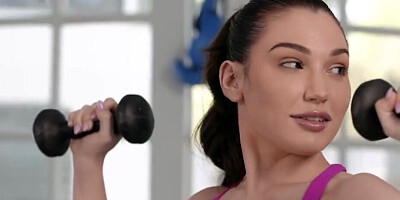 Two girls with great bodies need scissoring and sweat