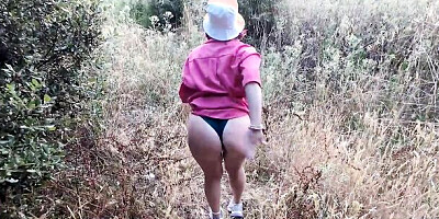 WHAT THE FUCK ARE YOU LOOKING AT! Fucked by a stranger along the railroad!