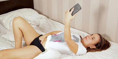 Easy-on-the-eyes Beatrice A at dildo smut
