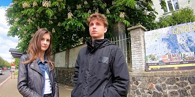 HUNT4K. Lassie has no money for bus ticket but has perfect sexy body